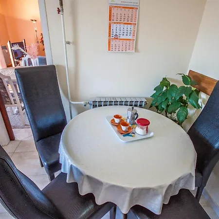 Vanilla Apartment *